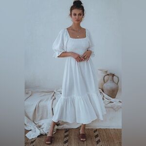 Almeria Smocked Midi Linen Dress Bali Lane Baliln Off White Ivory size M Medium